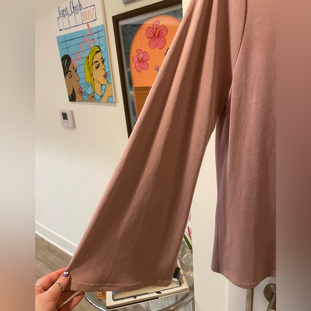 BELL SLEEVE NECK CUTOUT MAUVE SUEDE BLOUSE
